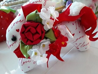 RED ROSES AND RED HEARTS I LOVE YOU FABRIC BABY LEAPING BUNNY RABBIT