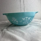 1958 PROMO PYREX TURQUOISE-NEEDLEPOINT EMBROIDERY CINDERELLA MIXING BOWL 443