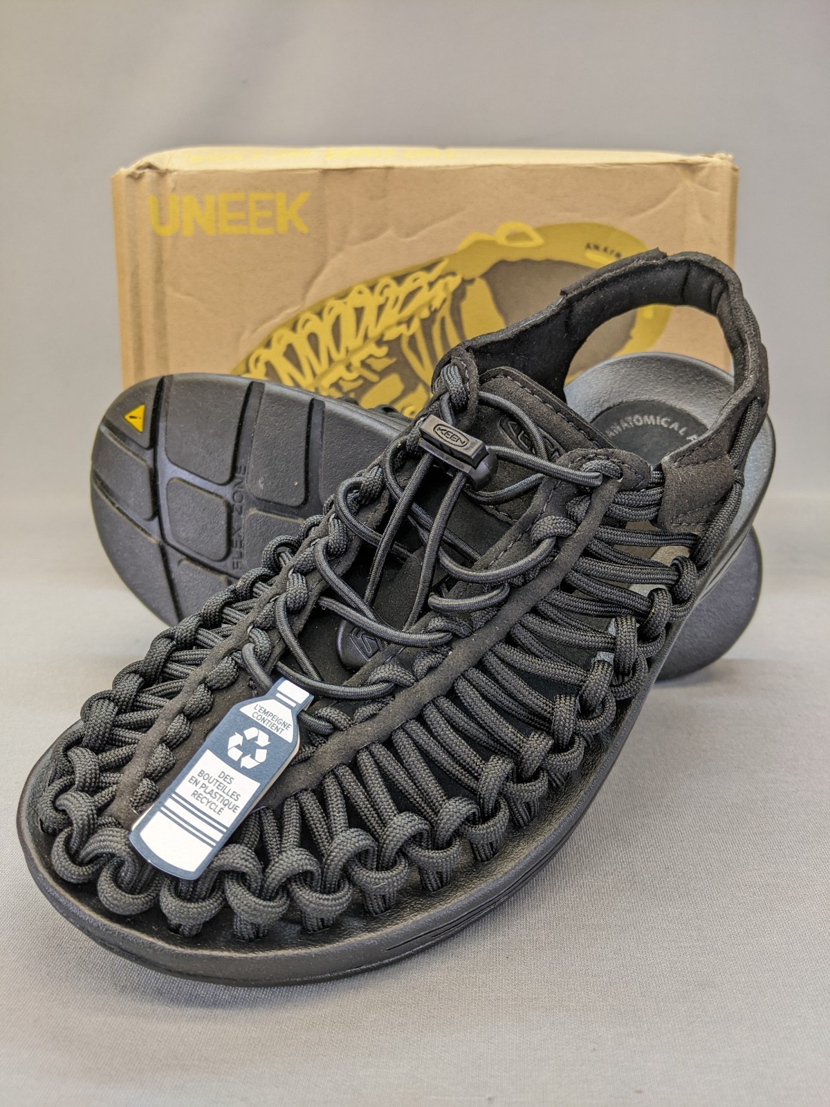 KEEN Uneek W sandali classici da donna due corde 1014099 nero nero taglia US5 5