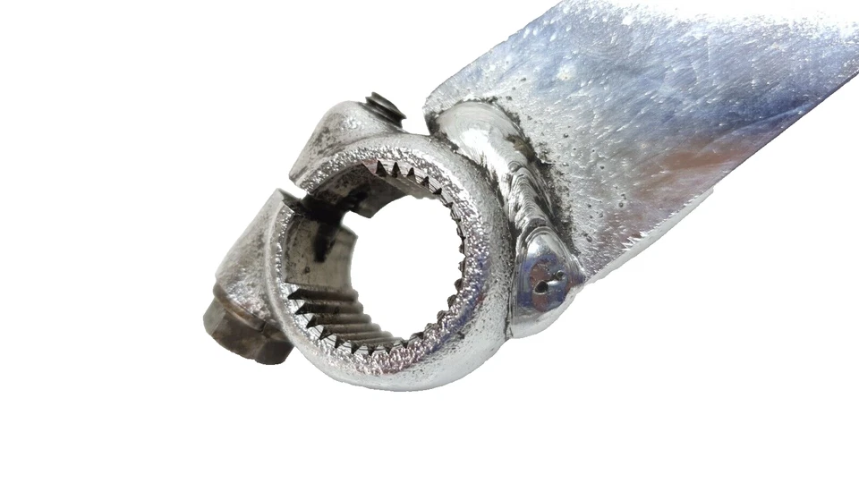 Pédale de frein arrière Yamaha 850 TDM 1995 Réf : 3VD-27211-00-00 - Photo 3/4