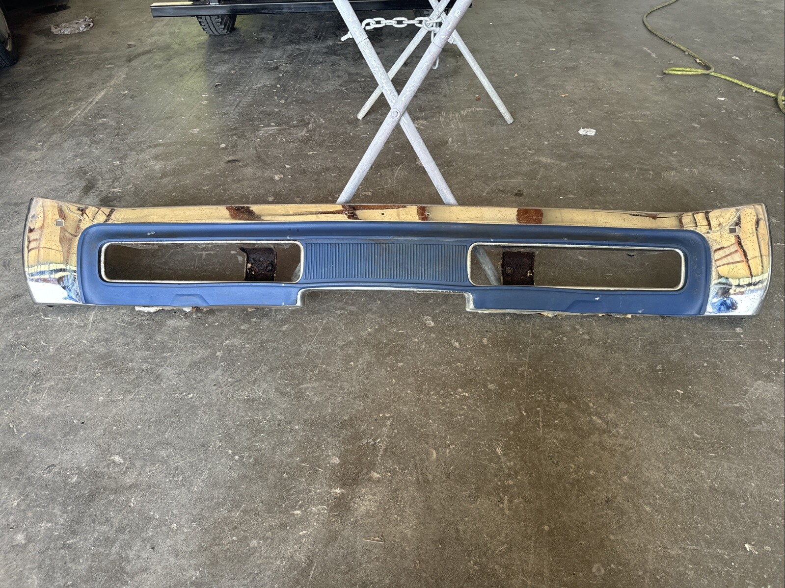Picture 1 of 5