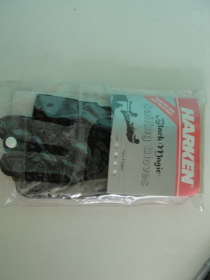 harken black magic gloves