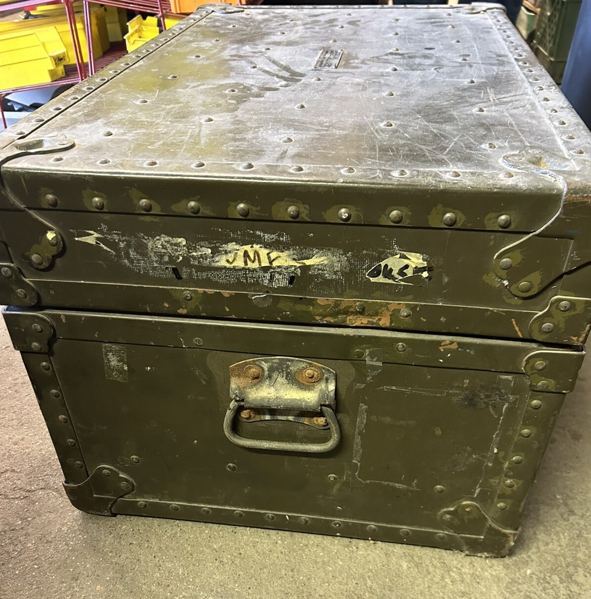 WWII US ARMY SIGNAL CORPS BC-5 FIELD EQUIP CHEST -OSHKOSH TRUNKS