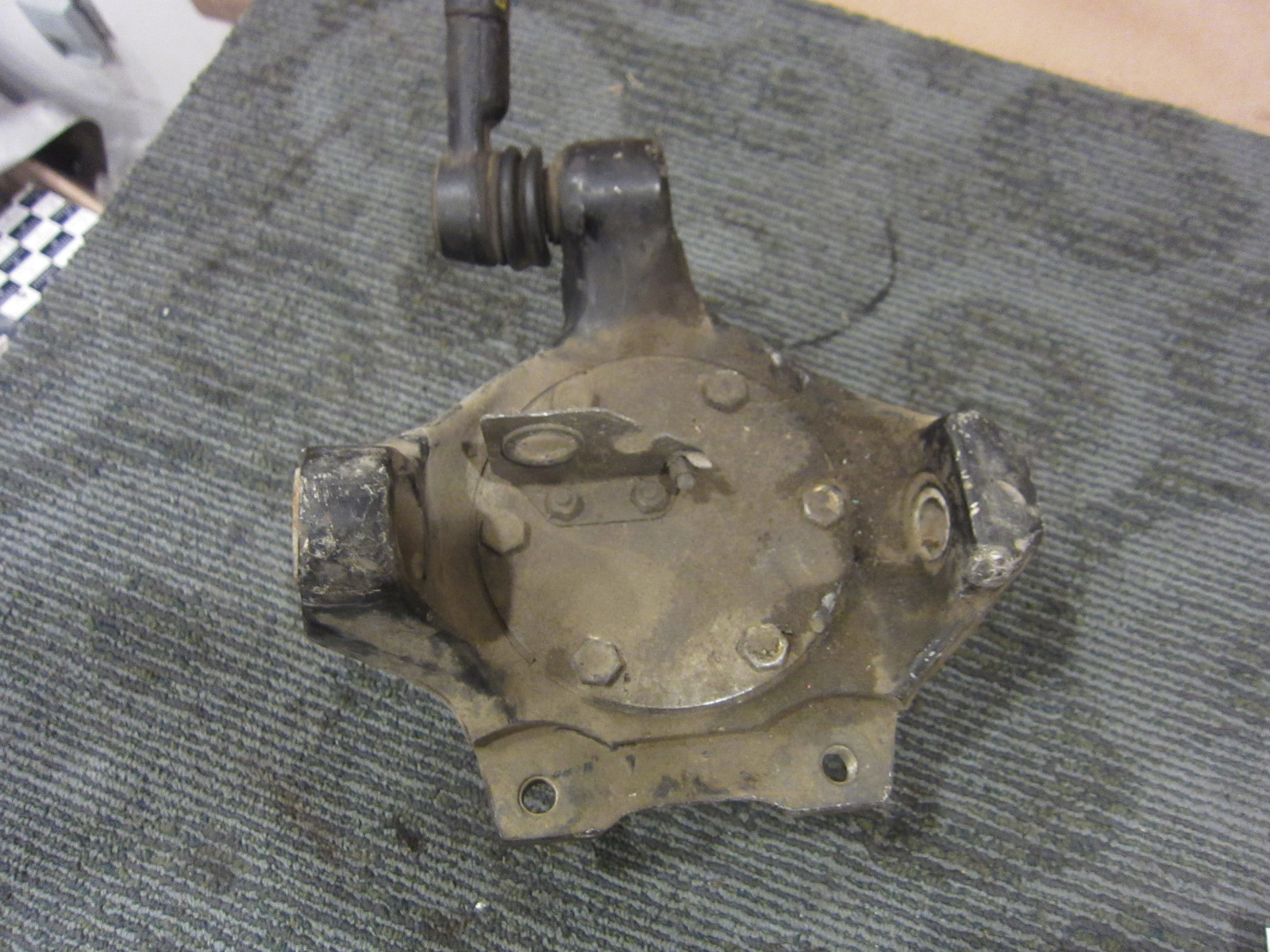Ferrari 348 - LH Front Steering Knuckle With Wheel Bearing - P/N 145261