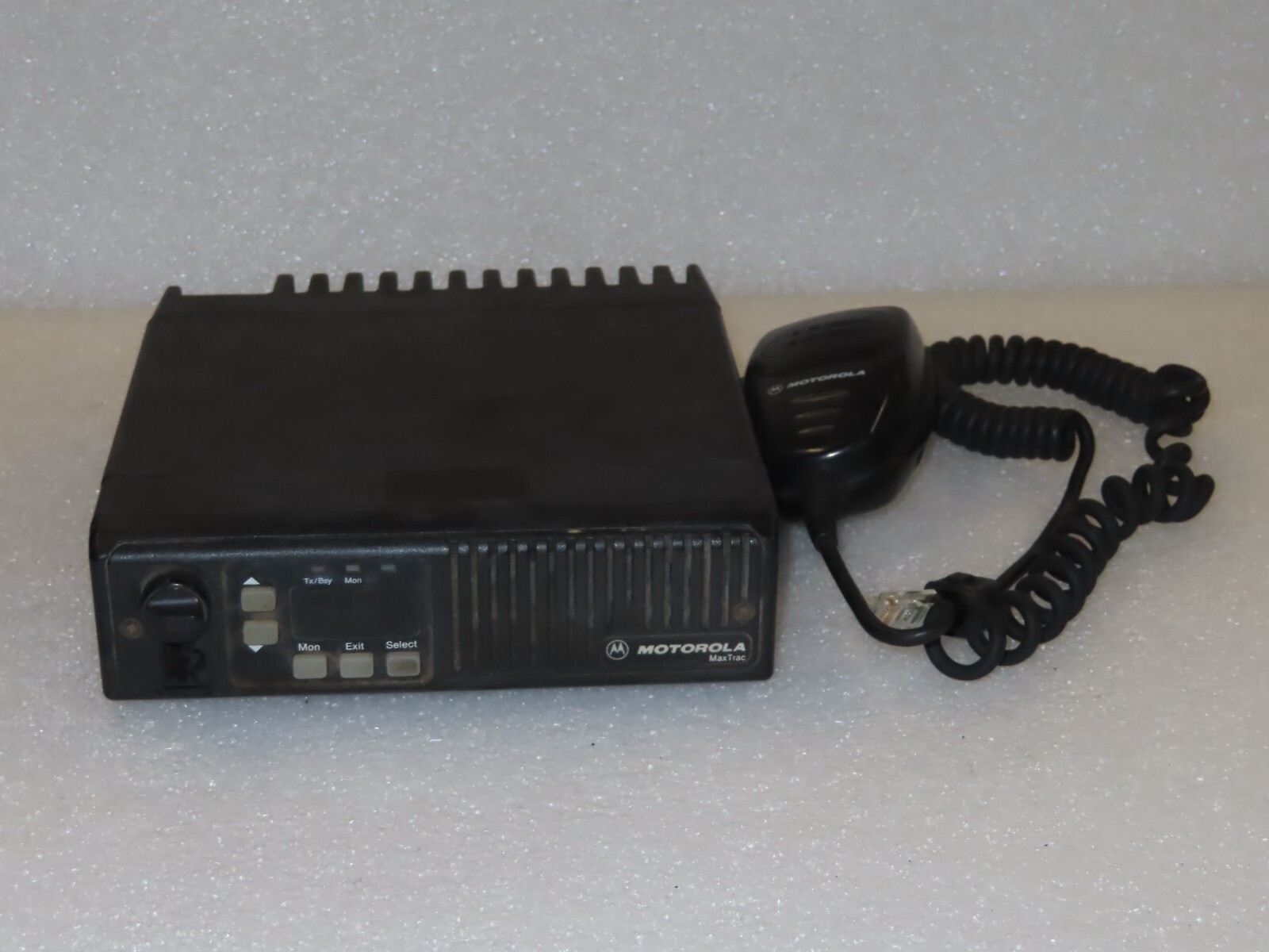 Motorola Maxtrac 300 VHF Mobile Radio Model D33MJA77A3CK for sale ...