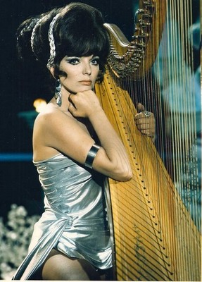 ACTRESS JOAN COLLINS Beautiful Hollywood - 8.5x11 PUBLICITY PHOTO LUSTER