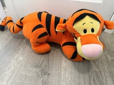 2001 Fisher Price Lounging Tigger Plush