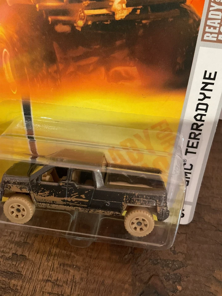 Matchbox GMC Terradyne 2007 todo terreno #96 marrón con barro fundido a presión nuevo en paquete Foto 3 de 4