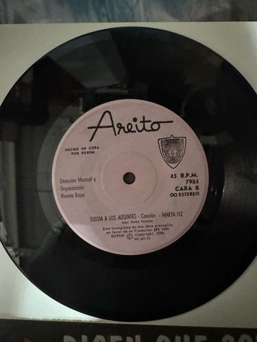 Cuban 45 rpm Areito Direccion Musical: Hermes Fernandez 1989