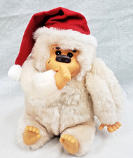 VTG RUSS BERRIE SANTA GONGA THE GORILLA WITH A SANTA HAT 8"