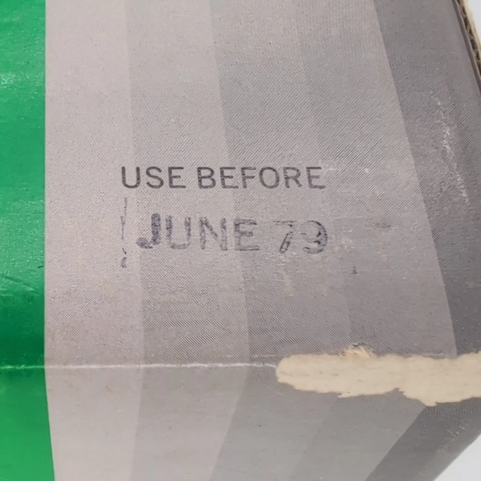 Polaroid Type 52 Polapan Black & White Land Film 4x5 Expiratiion 06/79 Open Box - Image 2 of 4