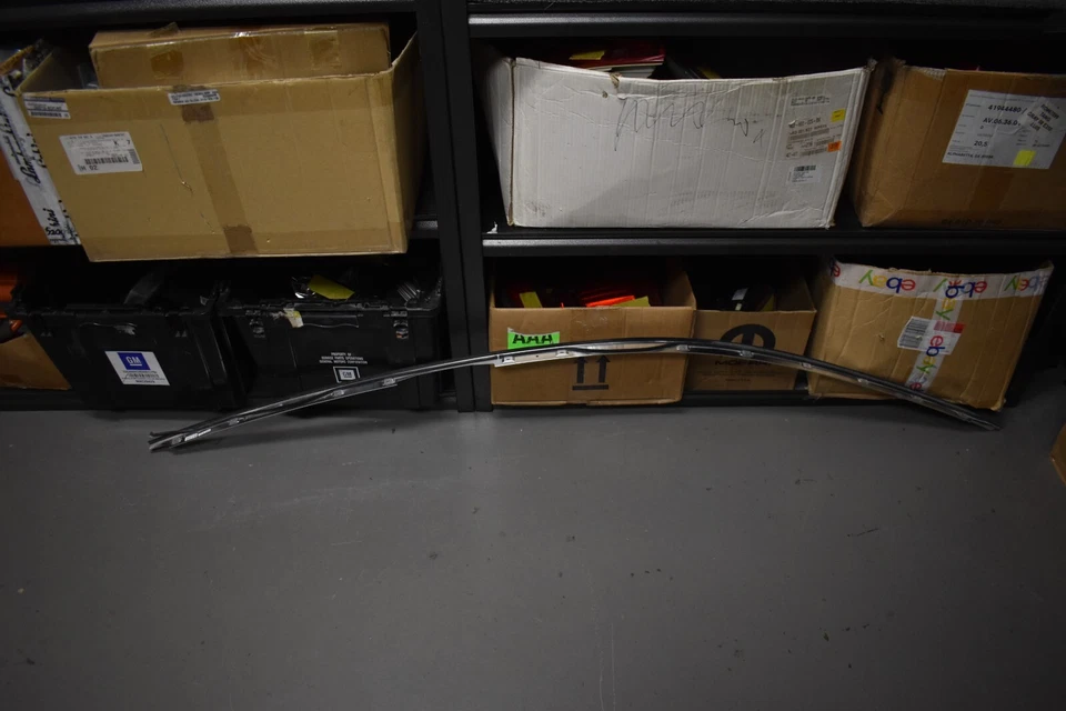 2018-2022 AUDI S5 SPORTBACK PREMIUM PLUS MOLDAGEM POR GOTEJAMENTO LATERAL ESQUERDO FABRICANTE DE EQUIPAMENTO ORIGINAL - Imagem 4 de 4