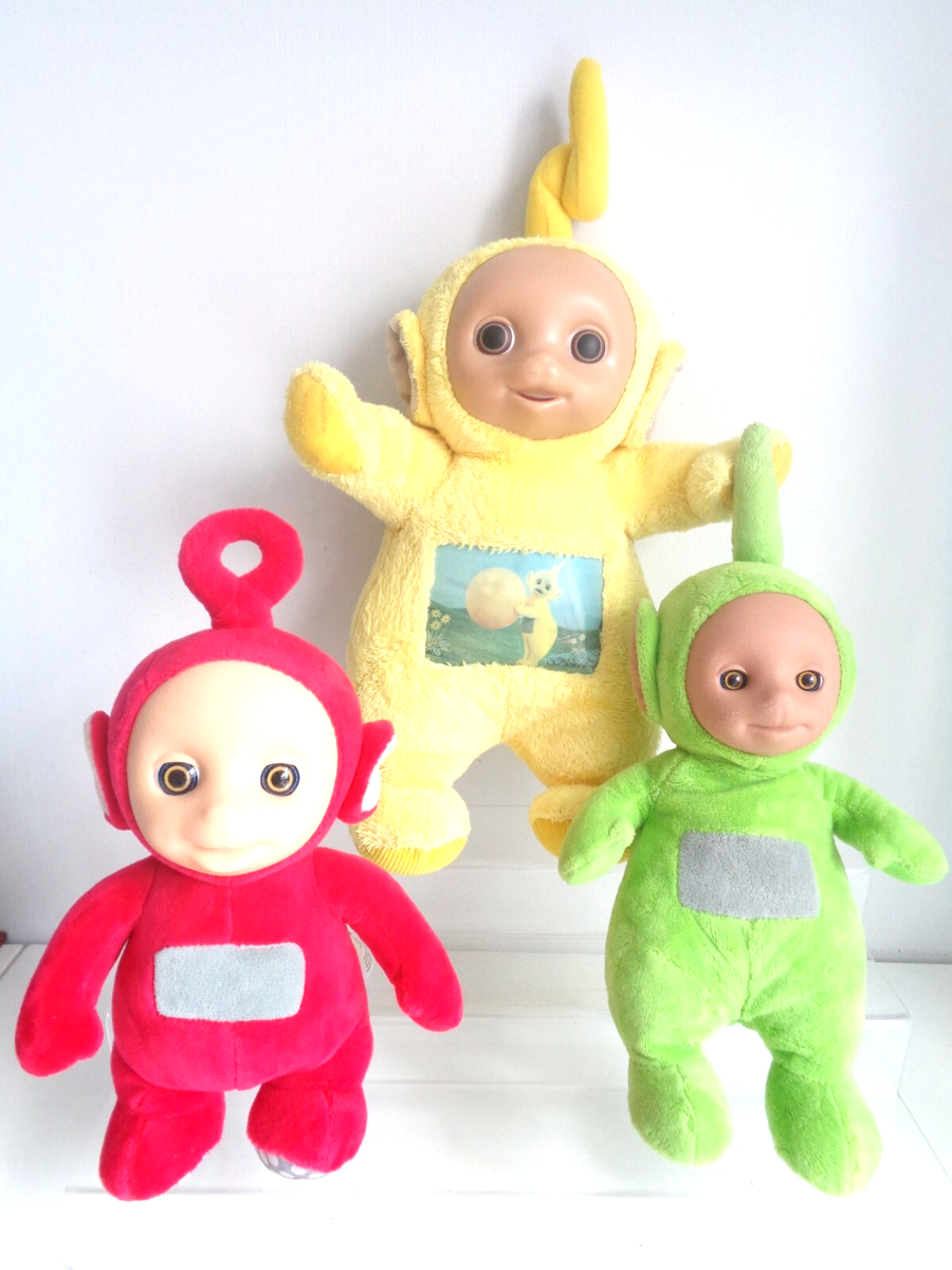TOMY Teletubbies Laa-Laa & Po ぬいぐるみセット Teletubbies Set of 4 Plush Dolls Featuring 20