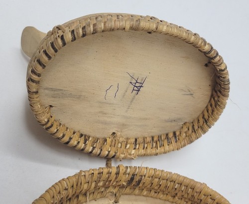 Hand Carved Wooden Wood Box Trinket Jewelry Hinged with Rattan Carved Birds Lid - Picture 11 of 16