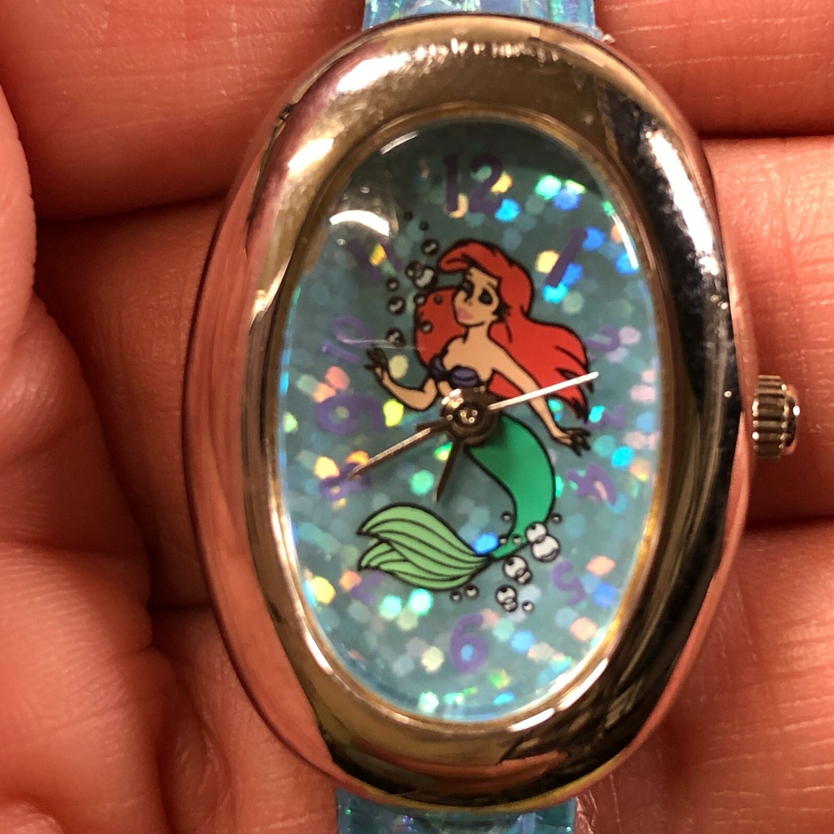 Disney Women Little Mermaid Ariel Dial Leather Oval 23mm Quartz