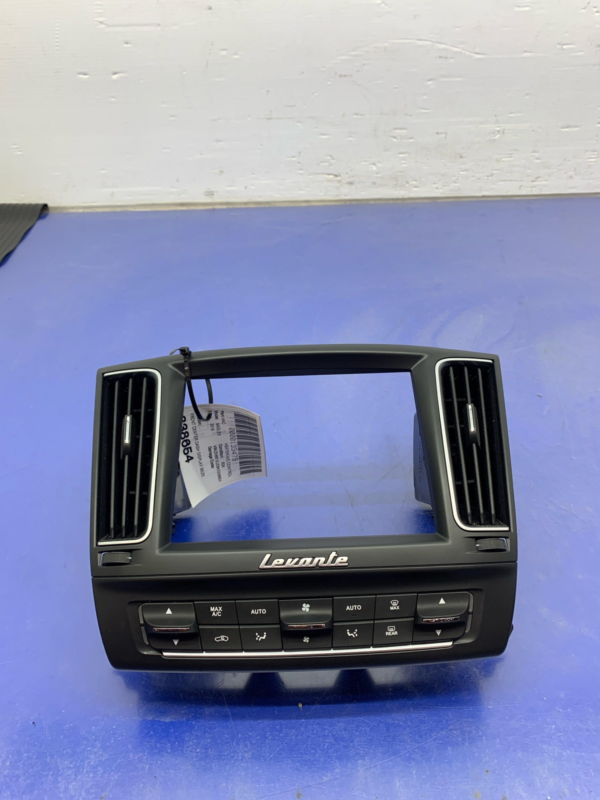 2017-2020 MASERATI LEVANTE CLIMATE CONTROL PANEL 6700749220 OEM