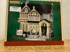 LEMAX Amy's Sundial Inn	#35563	Lighted Building  	2013  