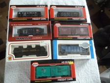 LOT of 7 NEW HO Train Cars - 4 MODEL POWER, 1 MANTUA, 2 BACHMANN