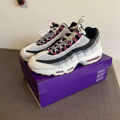Nike SB Air Max 95 Summit White Cactus Flower Size 10.5