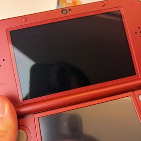 Nice! Nintendo New 3DS XL Red Box Complete W Charger Stylus Top IPS US Model