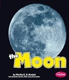 Moon : Revised Edition by Martha E. H. Rustad (2008, Hardcover)