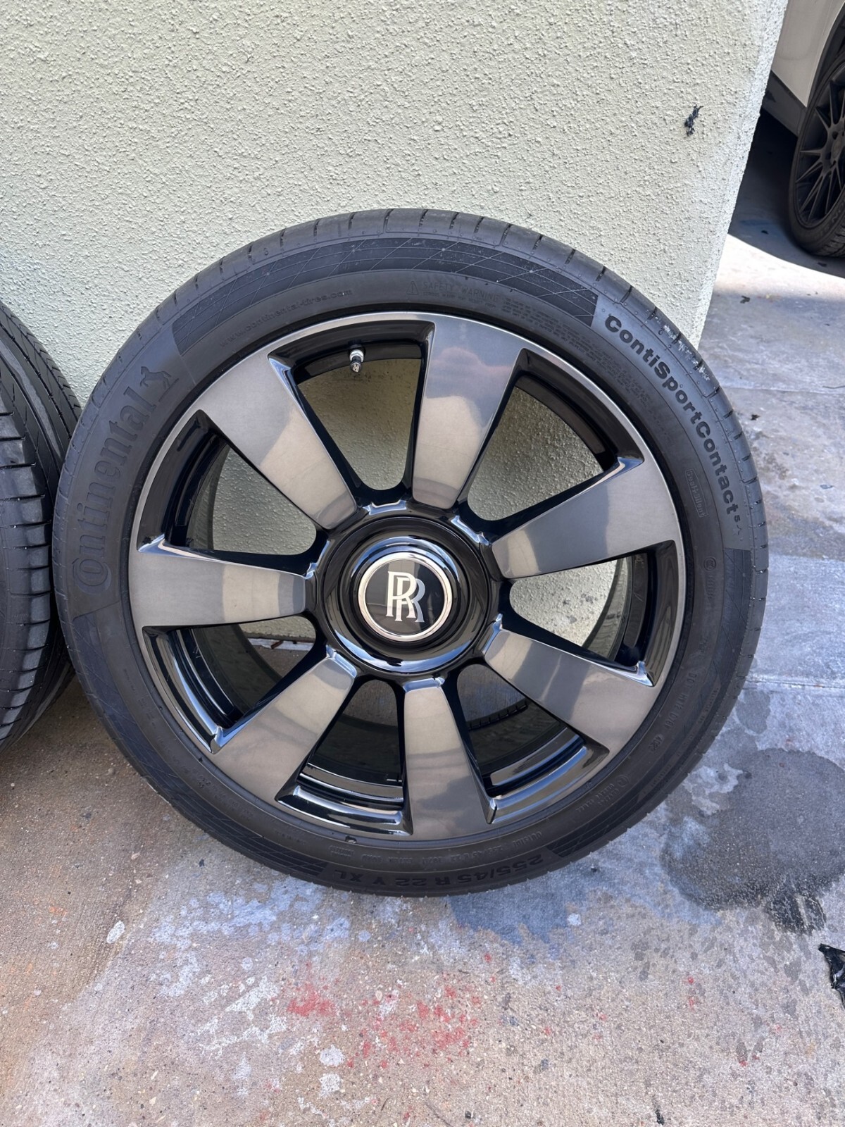 Genuine Rolls Royce Cullinan Wheels 7 Spoke With Continental Tires