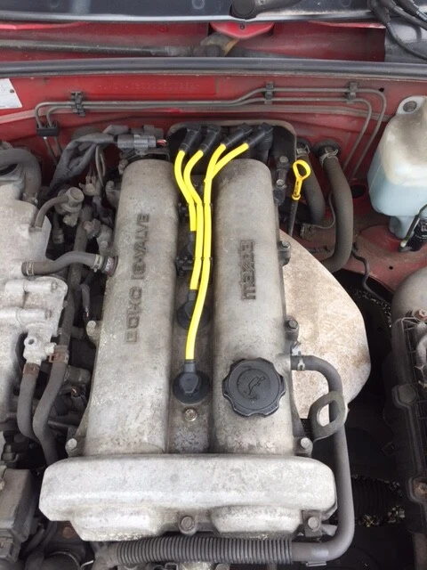 Комплект проводов HT и свечей зажигания NGK 8 мм желтые провода вилки Mazda MX5 mk2 NB 1,6 1,8 - Изображение 3 из 3