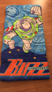 buzz lightyear sleeping bolsa