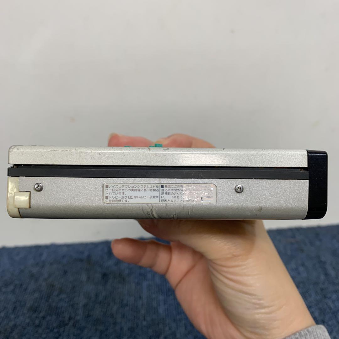 AIWA HS-J9 cassette boy Portable cassette player with radio AIWA HS-J9 cassette boy Portable cassette player with radio