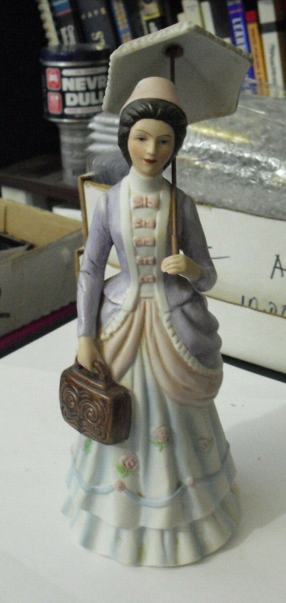 1995 Mrs. Albee Award ヴィンテージ　陶器人形 1995 Mrs. Albee Award ヴィンテージ 陶器人形