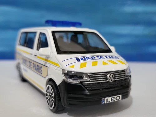 VW T6.1 Samu De Paris Ras Van 1:43 Modèle - Personnalisé Plates - Cadeau