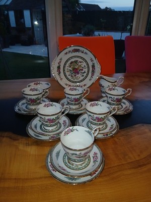 Paragon Bone China Tree of Kashmir 21-teiliges Teeservice (6 Gedecke)