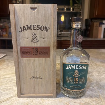 JAMESON Whiskey 18 Year Triple Distilled 1 Empty Bottle, Wood Case
