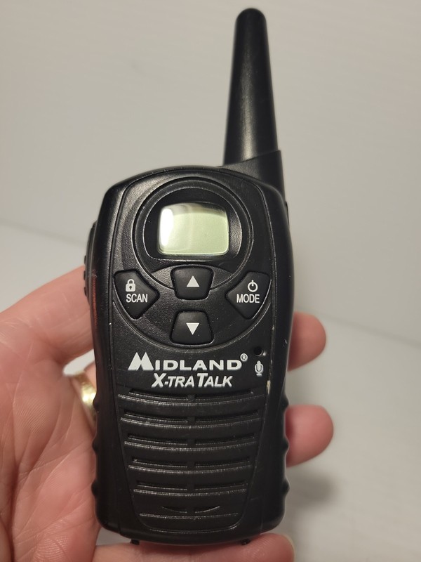 Midland X-tra Talk LXT118 Wireless 22 Channels Two Way Radio