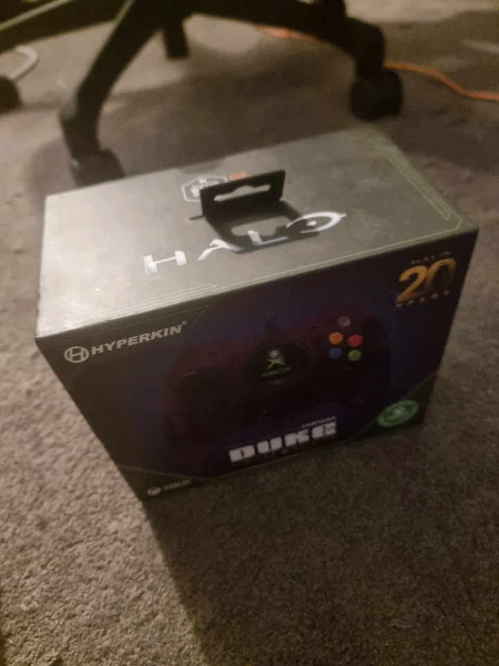 Hyperkin Duke Cortana Controller Halo 20th Anniversary - Brand New In Box - Image 2 of 4