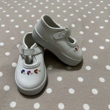 Cherokee Vintage Baby Size 1 White Embroidered Flowers Shoes Sneakers Girls