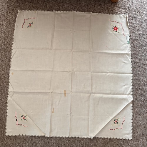 Vintage Irish Linen Tablecloth - Unused - part original packaging - Picture 2 of 12