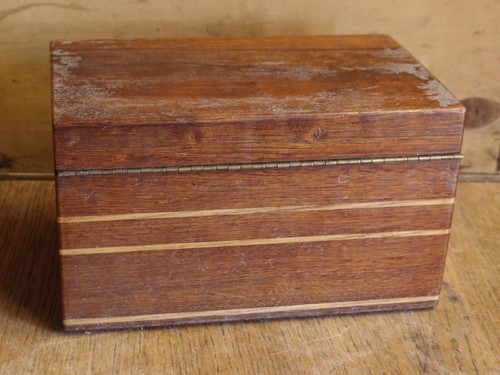 SCATOLA PORTAGIOIE VINTAGE IN MOGANO CON CORDE IN LEGNO DI BOSSO INTARSIATO - Foto 11 di 13