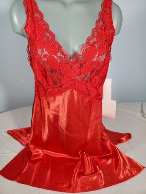 New Contessa Di Roma Red Satin Chemise, Size XLarge