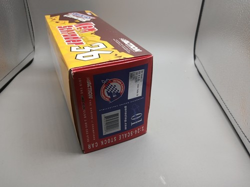 2001 Ken Schrader #36 Snickers Cruncher Bar 1/24 Action NASCAR Diecast - Picture 20 of 20