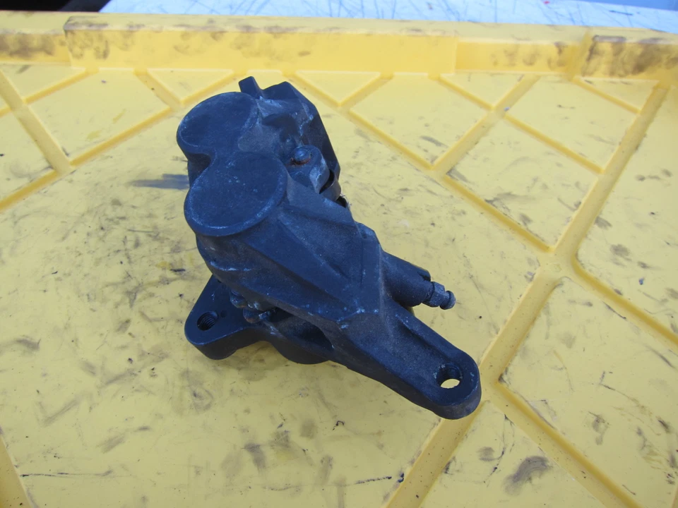 Yamaha YZF R1 2002 OEM pinza de freno delantera izquierda Foto 2 de 4