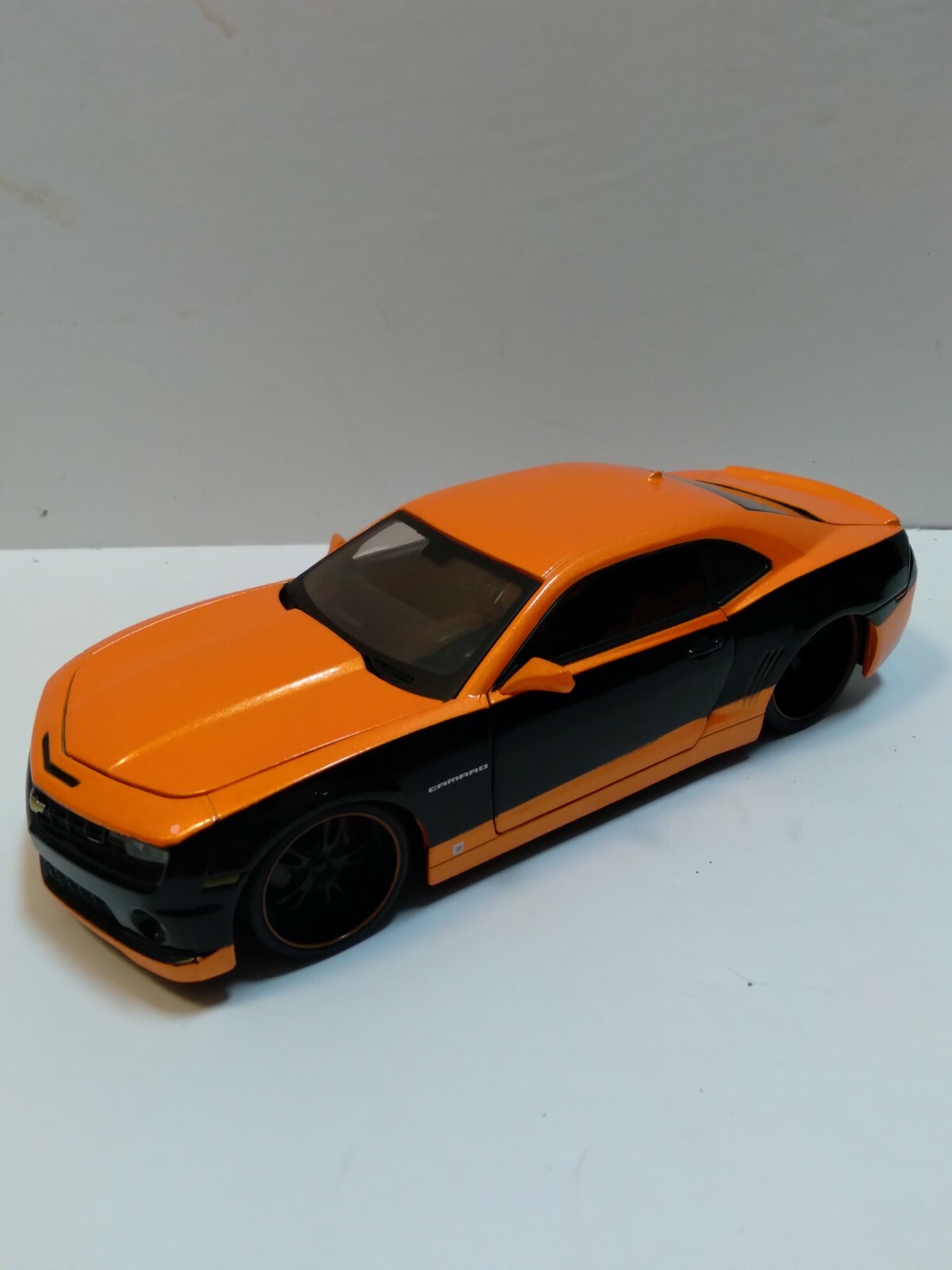 Picture 2 of 8