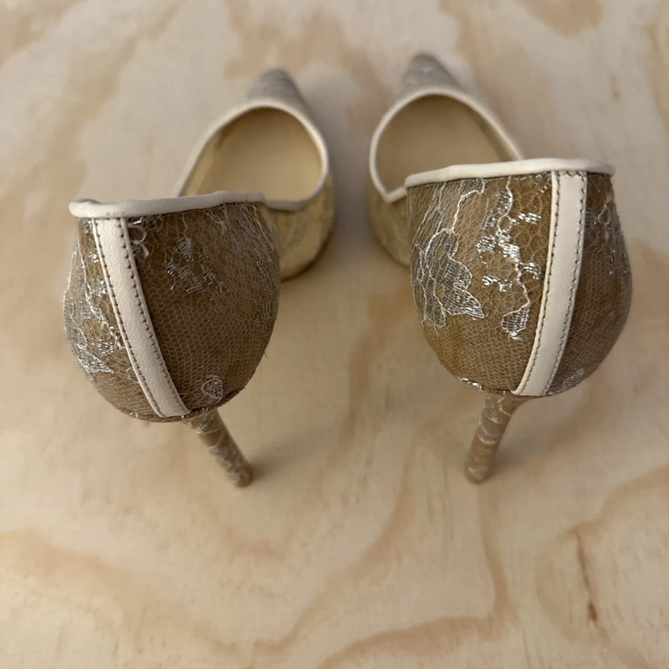 Zapato Jimmy Choo Beige y Plateado Floral Encaje Talla 37 1/2 Foto 3 de 4