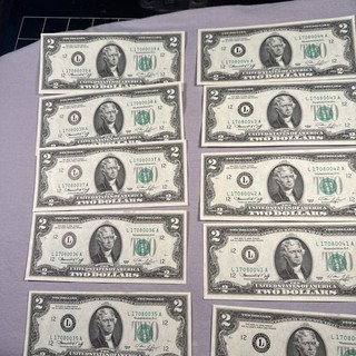 10 1976 2 dollar bills in sequential order UNCIRCULATED