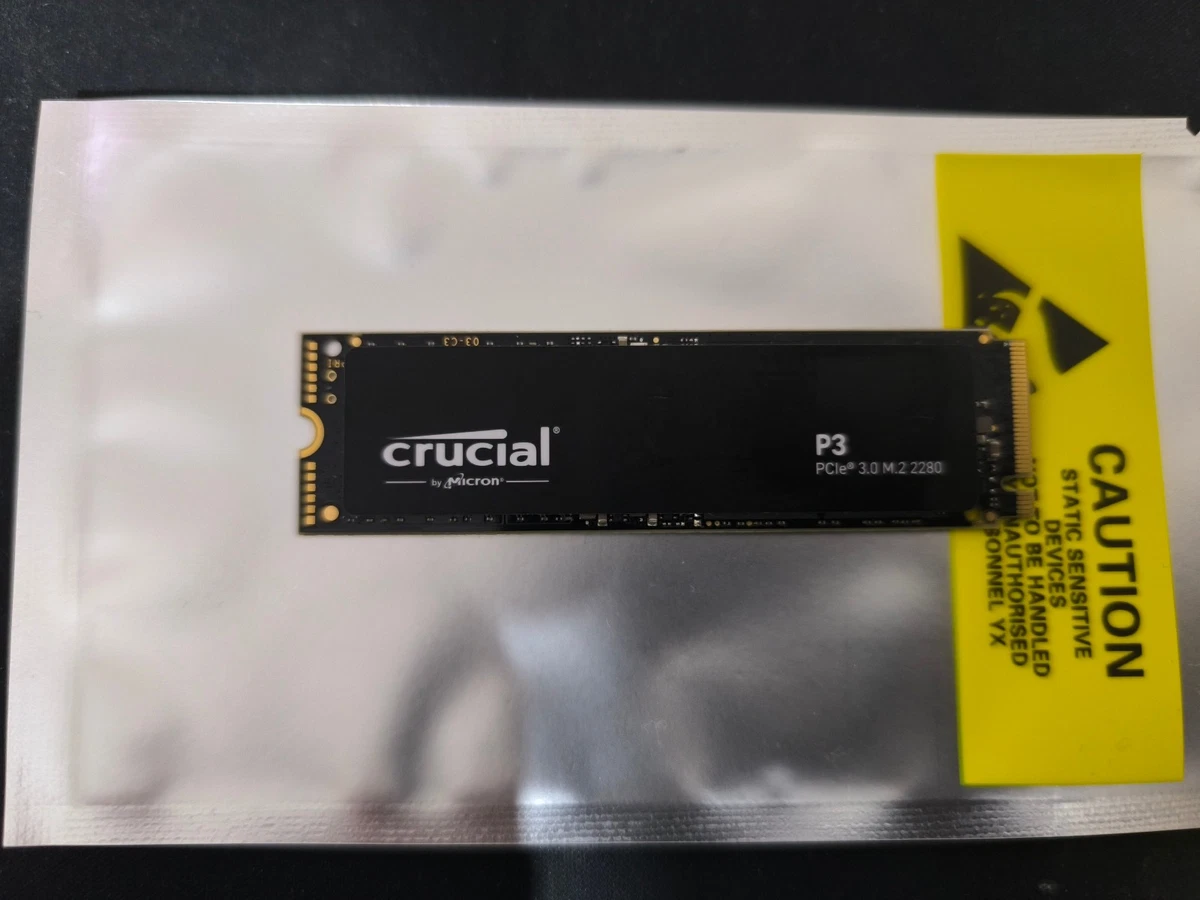 SSD interno Crucial P3 4 TB M.2 NVMe PCIe Gen3 x4 - 3500 MB/s (0 horas / 100 % HEA