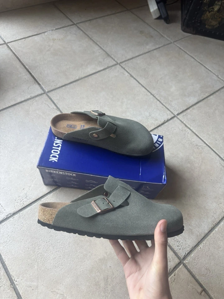 Birkenstock Boston BS Vert olive daim 39 étroite mules à enfiler boucle - Photo 1/4