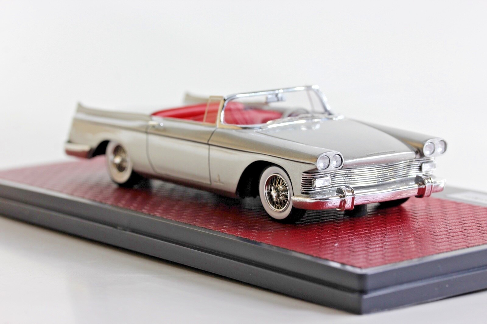 Cadillac Skylight 1959 Pininfarina Matrix cadeau d'exception pour passionné 1:43