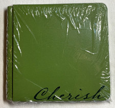 CREATIVE MEMORIES 7 x 7 SCRAPBOOK ALBUM GREEN CHERISH NIP