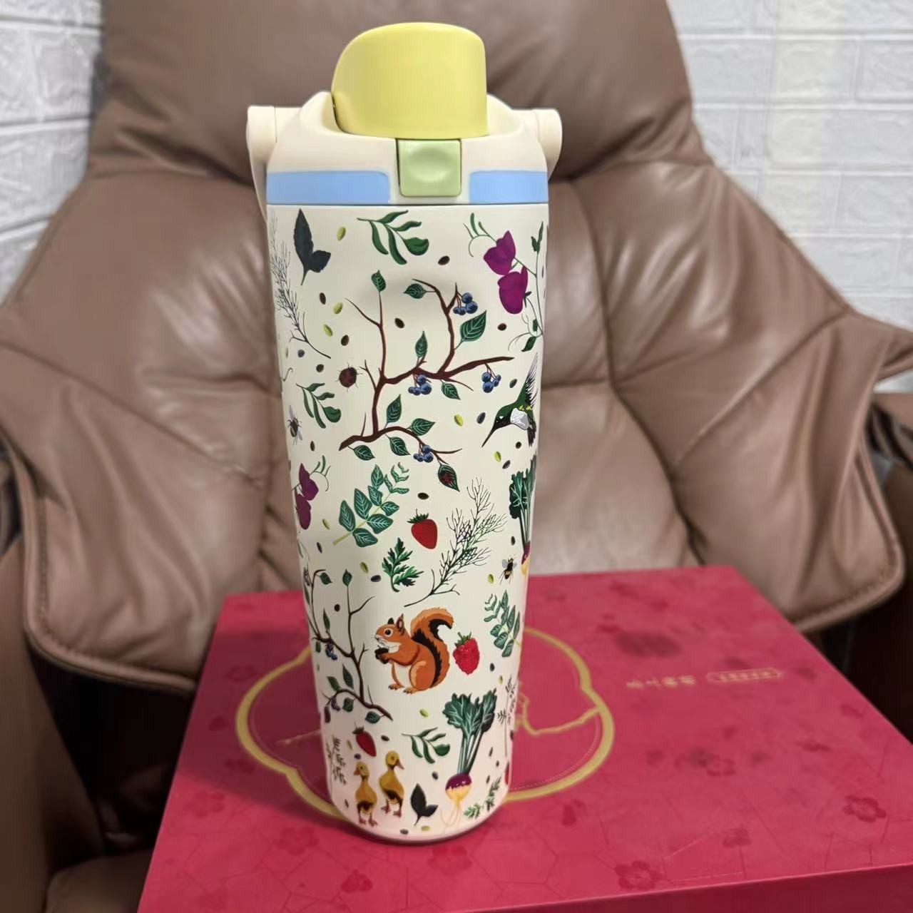 Owala  Mother's Day Garden 30oz Water Bottle FreeSip Sway NEW