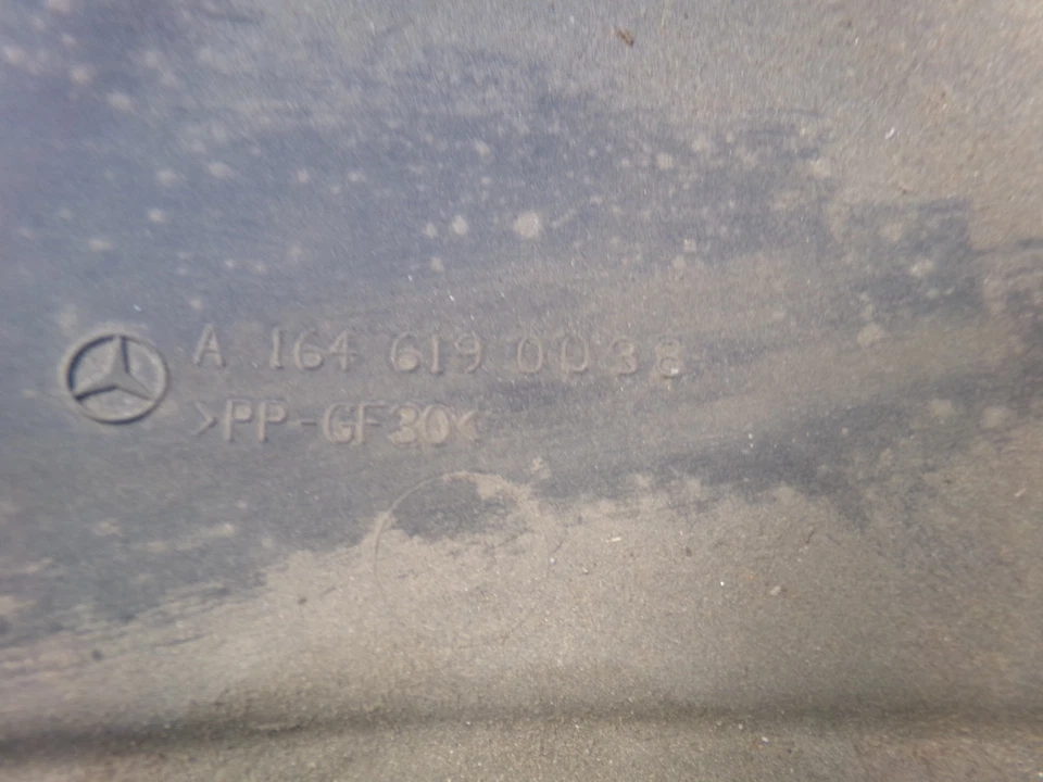 靴子压力累积器保护套 A1646190038 06-11 梅赛德斯奔驰 W164 ML350 ML500 — 第 2/4 张图片